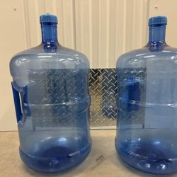 5 Gallon Water Jugs (2x)
