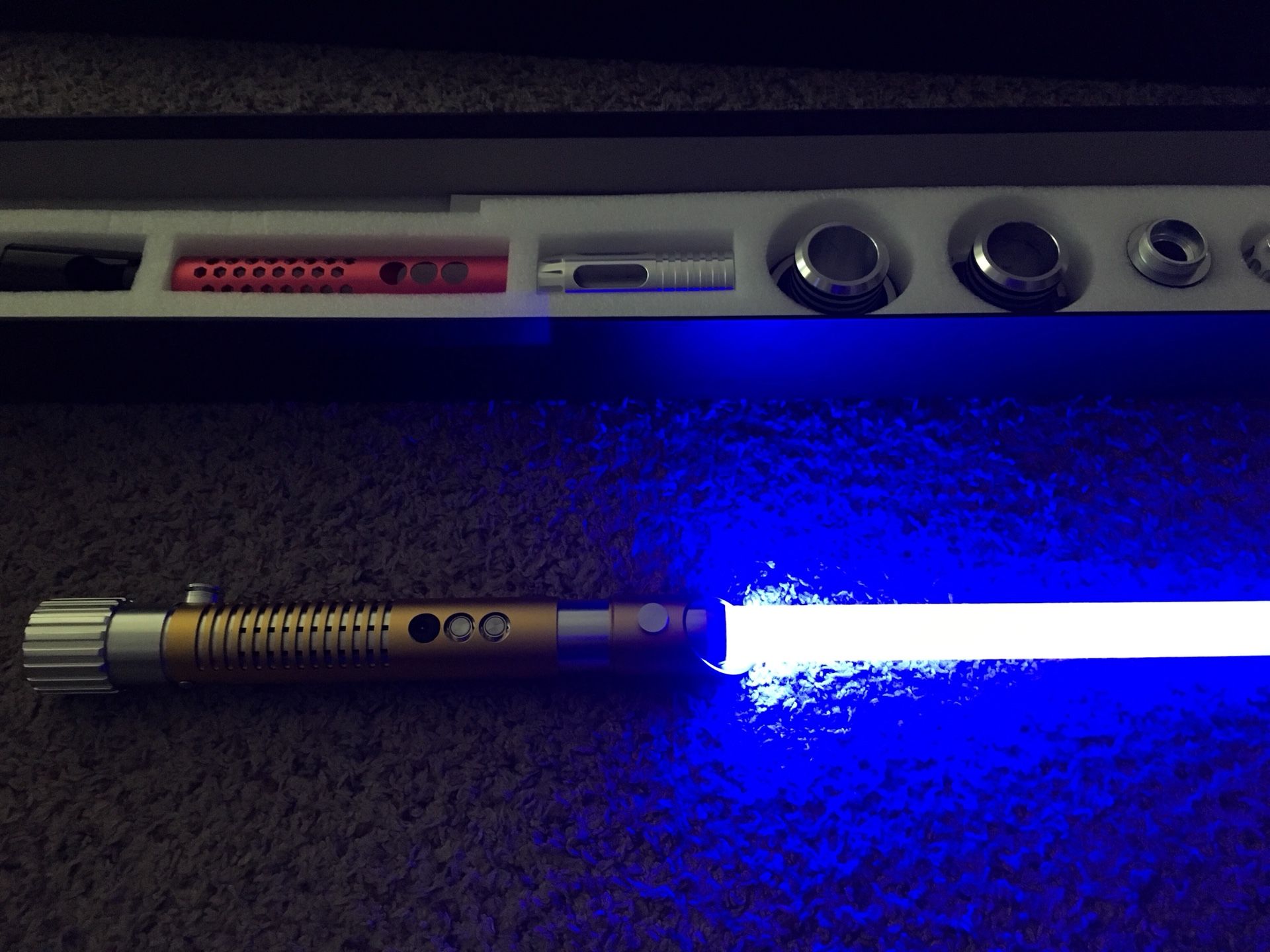 KYBERLIGHT Lightsaber w/ 20 Colors + Customizable Attachments