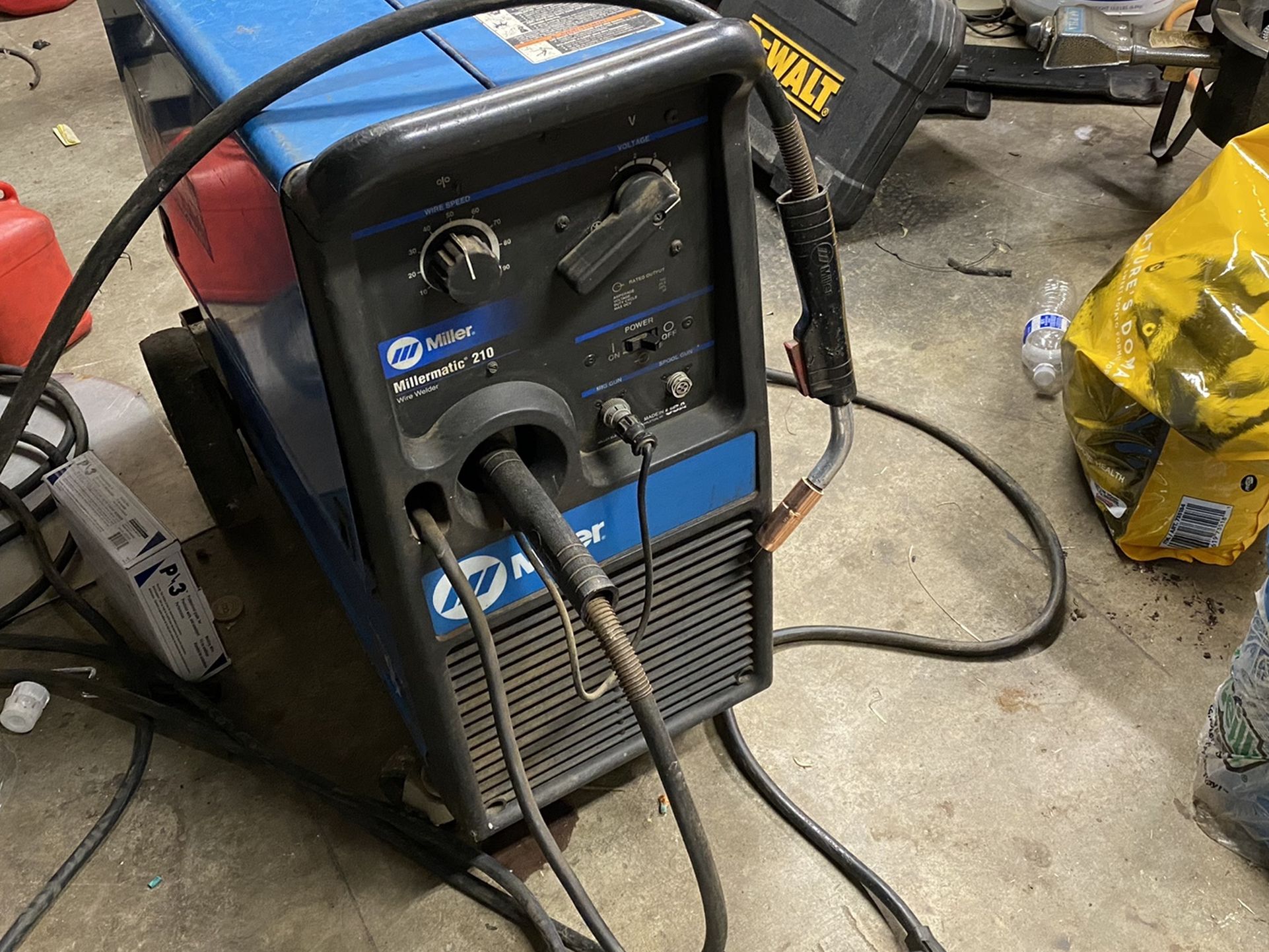 Miller Mig Welder 210 for Sale in Turlock, CA - OfferUp