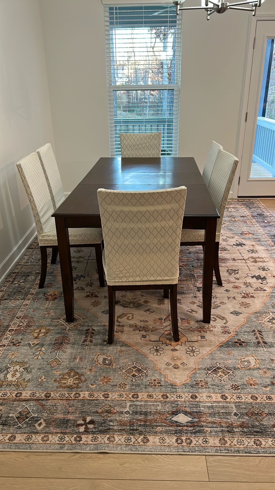 Dining table  With 6 Chairs 