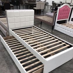 Twin  Trundled Bed Frame Solid Wood New In The Box 