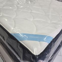 King Sizes Mattress And Box Spring 