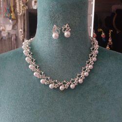 Pearl Necklace Set 