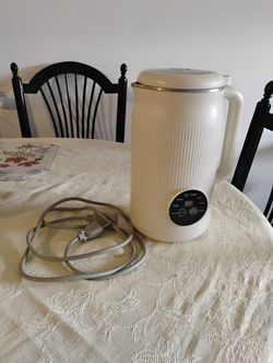 Joyoung Soy Milk Maker Machine JYDZ-9C soymilk Beige color (CTS-1068)