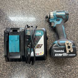 Makita XDT Impact Wrench, model: XDT20