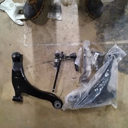06 Cruiser Lower Control Arm Set