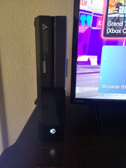 Xbox One W 2 Game And 1 Microsoft Controller