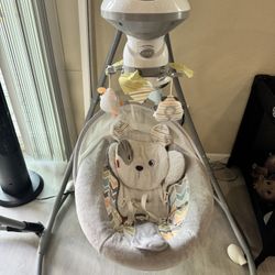 Baby Swing - Fisher Price 