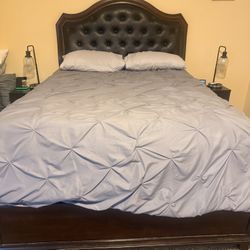 Cherrywood Bedroom Set