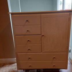 Dresser White Cabinet 