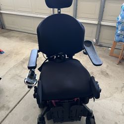 Q6 Edge 3 Power Wheel Chair & Drive Ramp