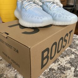 adidas Yeezy 350 V2 Mono Ice Size 9