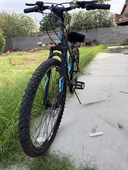 Women’s Huffy Mountain Bike (26’)