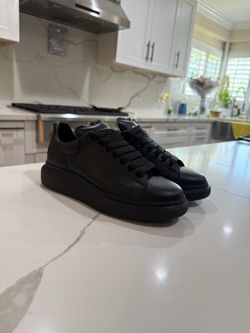 Alexander mqueens black