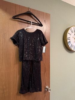 Girls Size 7/8 Sequin Top And Pants 
