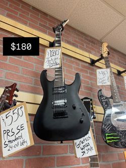 Jackson JS22 Satin Black