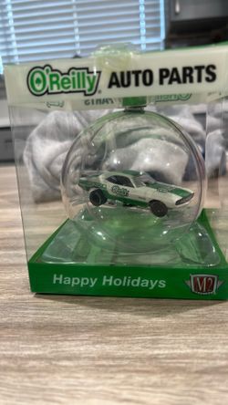 Oriellys Ornament