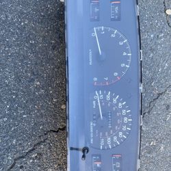 1990 Toyota 4Runner Parts Instrument Cluster $150 Firm On Price $150