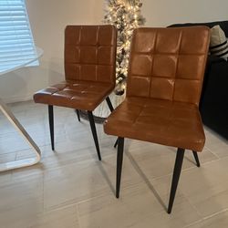 4 Dining Chairs