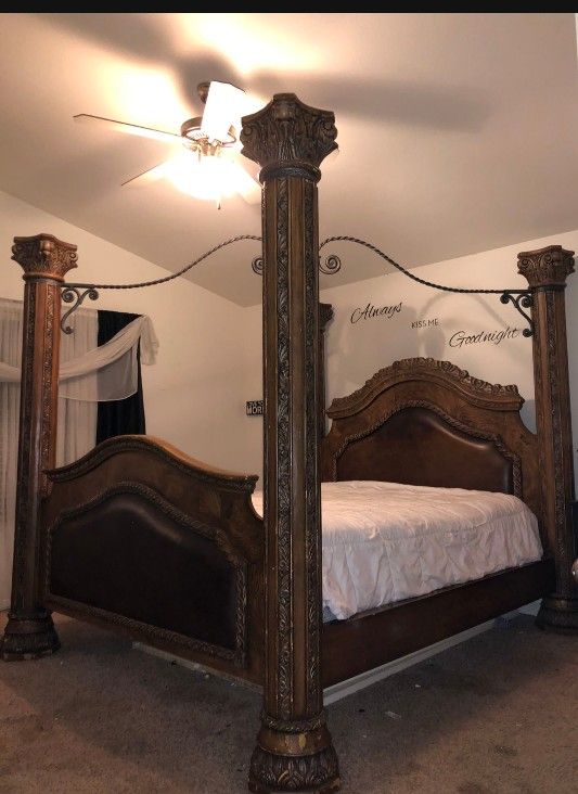 King Size bedframe, No Mattresses