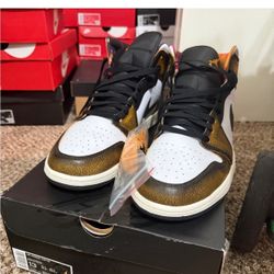 Air Jordan 1 Mid SE Size 13