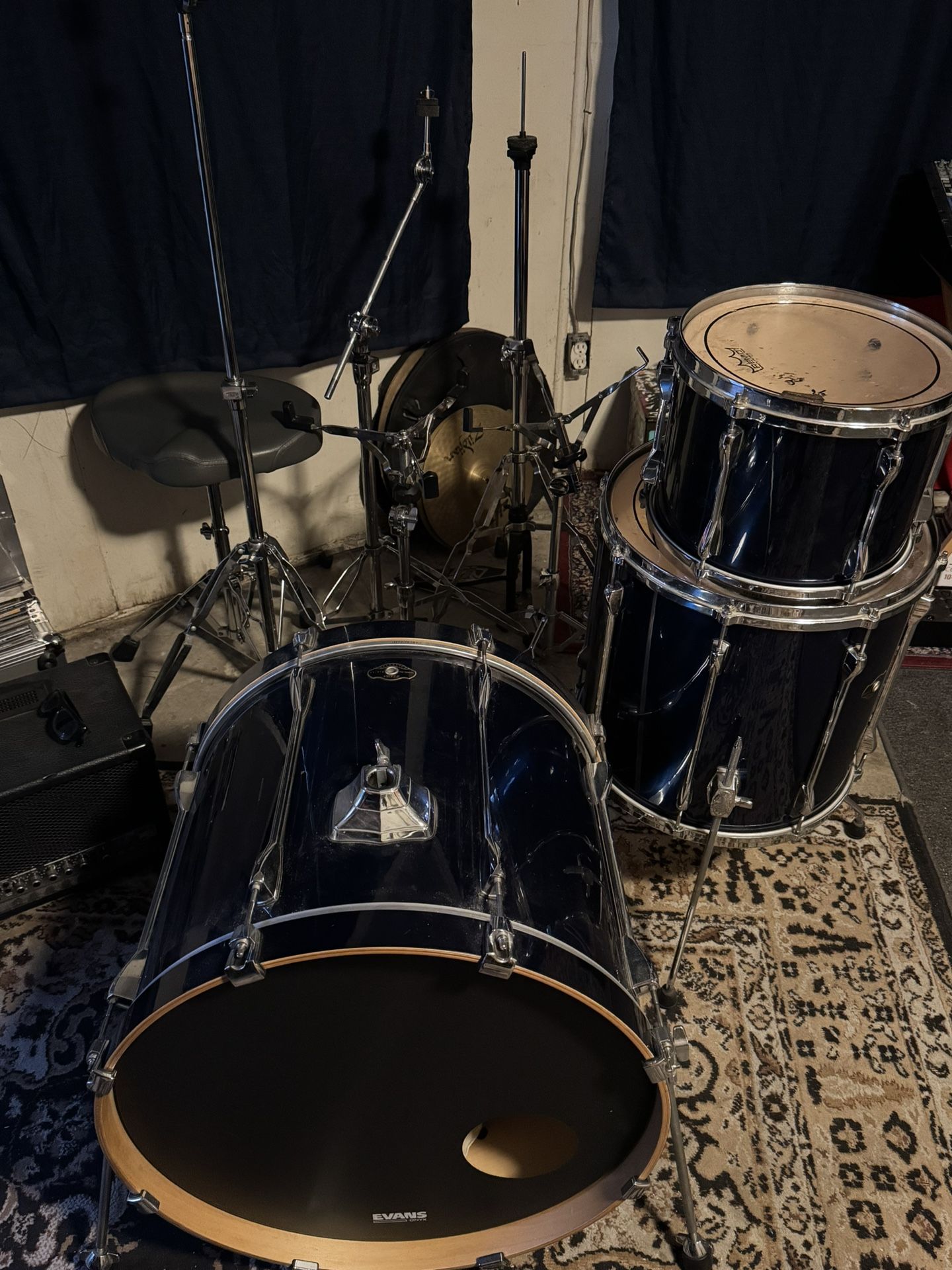 Tama Superstar Drum Set w/Cymbals