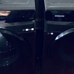 Bespoke 5.3 cu. ft. Ultra Capacity Front Load Washer with Super Speed Wash and AI Smart Dial in Brushed Black