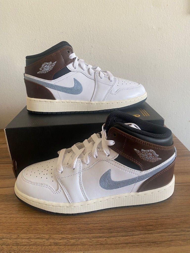 Jordan 1 Mid GS Size 5Y