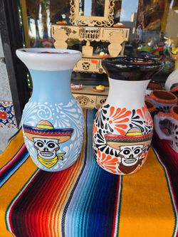 15%off florero halloween ($35) cada uno  tel (contact info removed)
