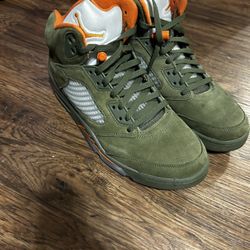 Jordan retro5  Olive
