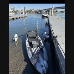 Kayak Pelican Sentinel 100