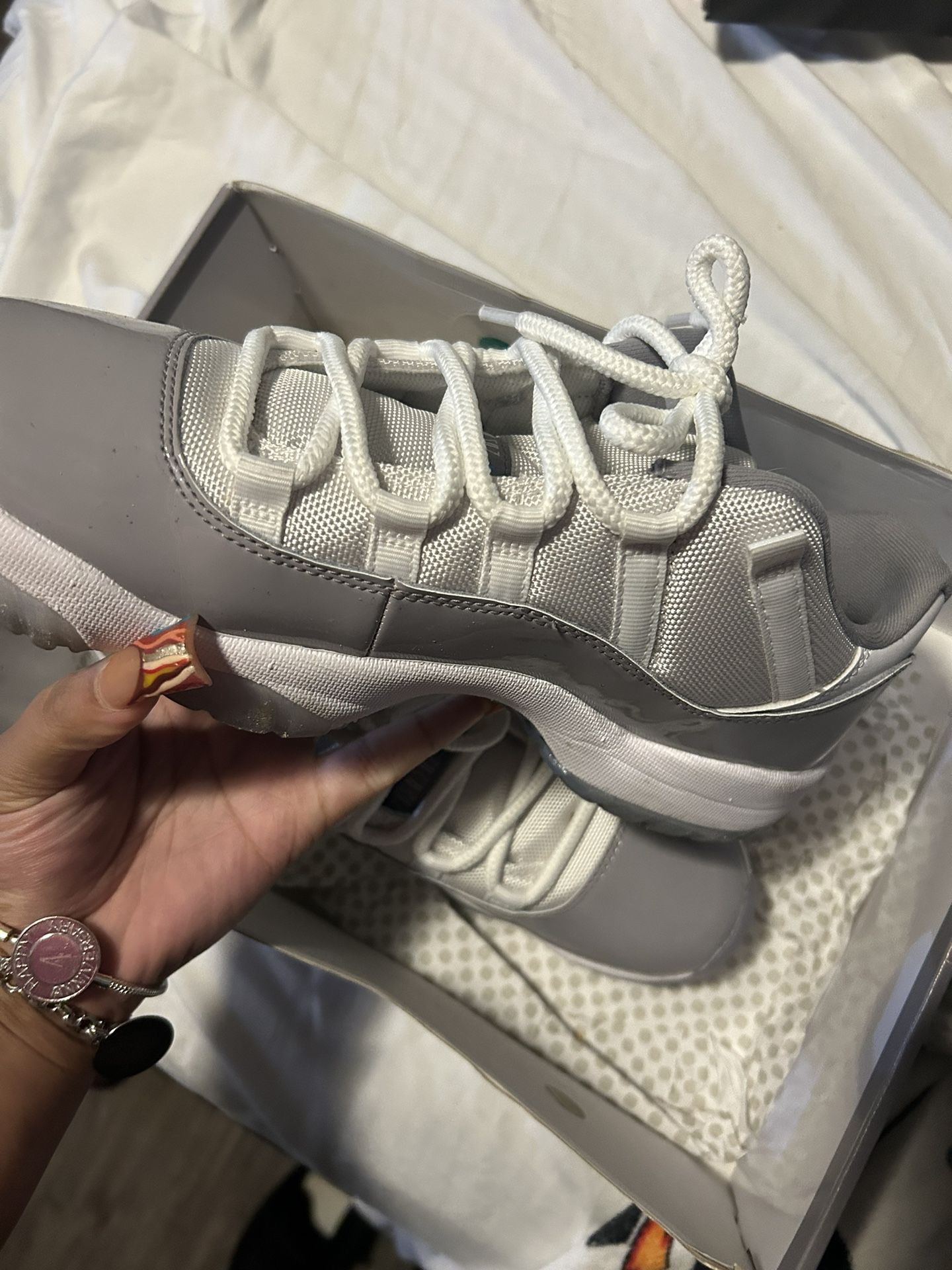jordan 11s white and grey size 8.5 men