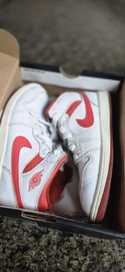 Boys Jordans Size 3