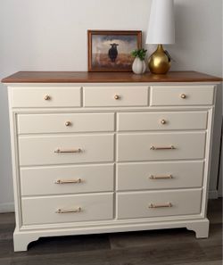 Solid Wood 11-Drawer Dresser – Newly Refinished - Moöbel Inc. – Free  Delivery 🚚