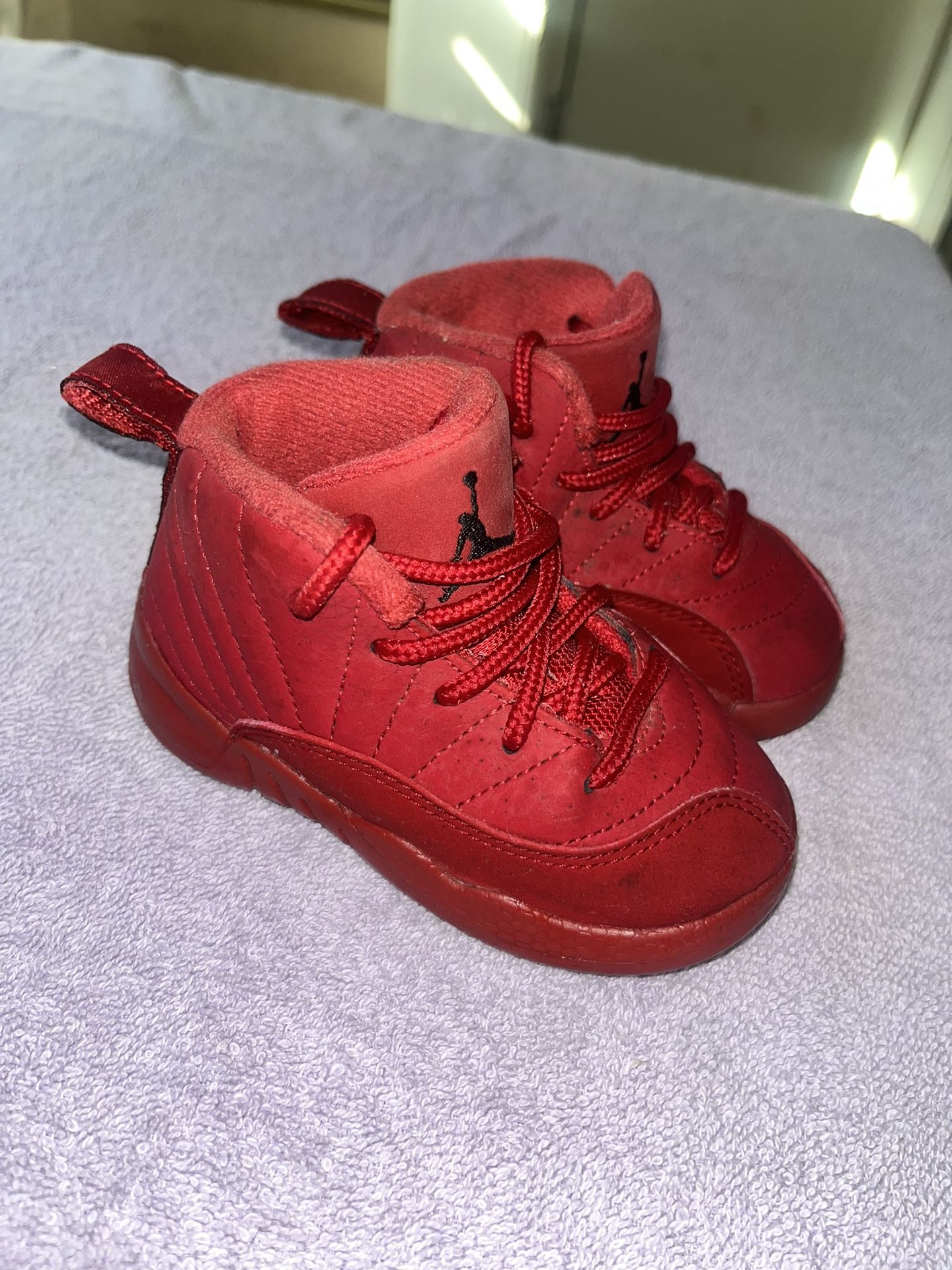 Saturday Special Red And Black Baby Jordan’s Size 6c HURRY now