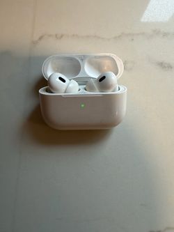 Apple AirPods Pro with Charging Case
