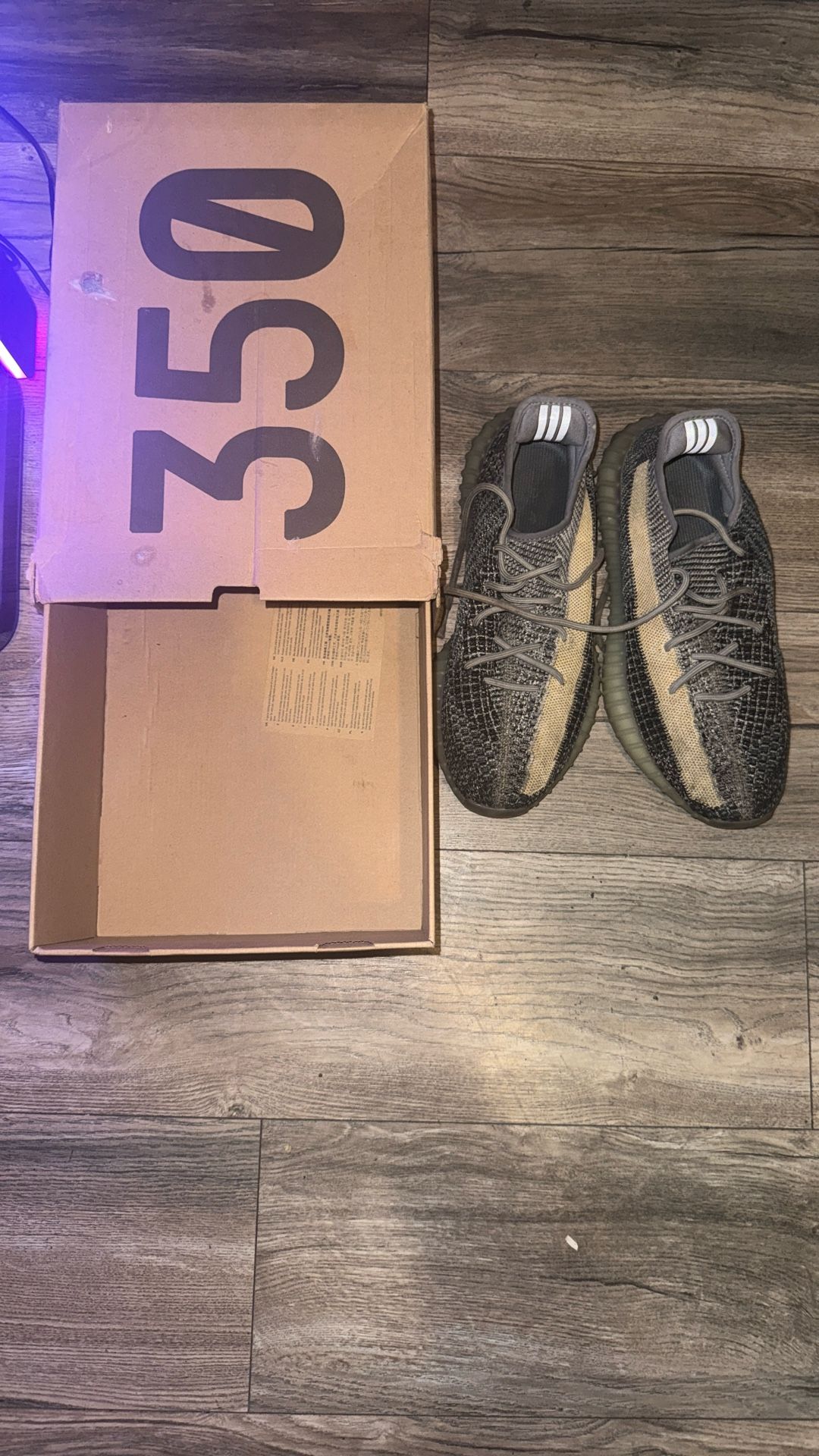 Yeezy Boost 350 V2 Ash Blue
