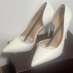 White Pointed-toe Heels