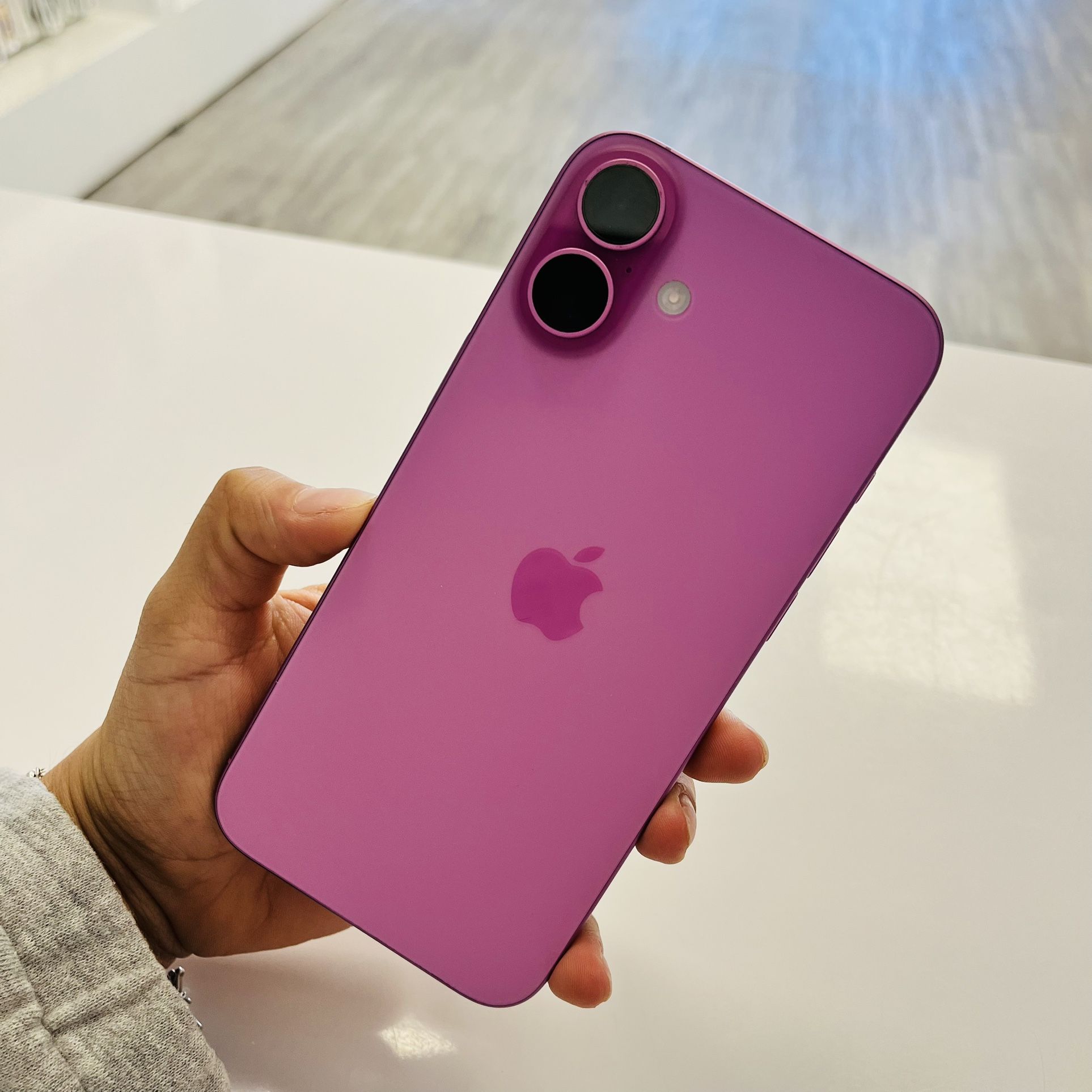 iPhone 16 Plus 128gb Unlocked