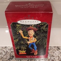 Disney Hallmark Toy Story Woody the Sheriff Keepsake Ornament - 1998 - Never Displayed - New In Box 