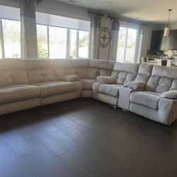 Sectional Reclining Sofas