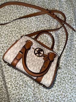 Michael Kors purse and wallet