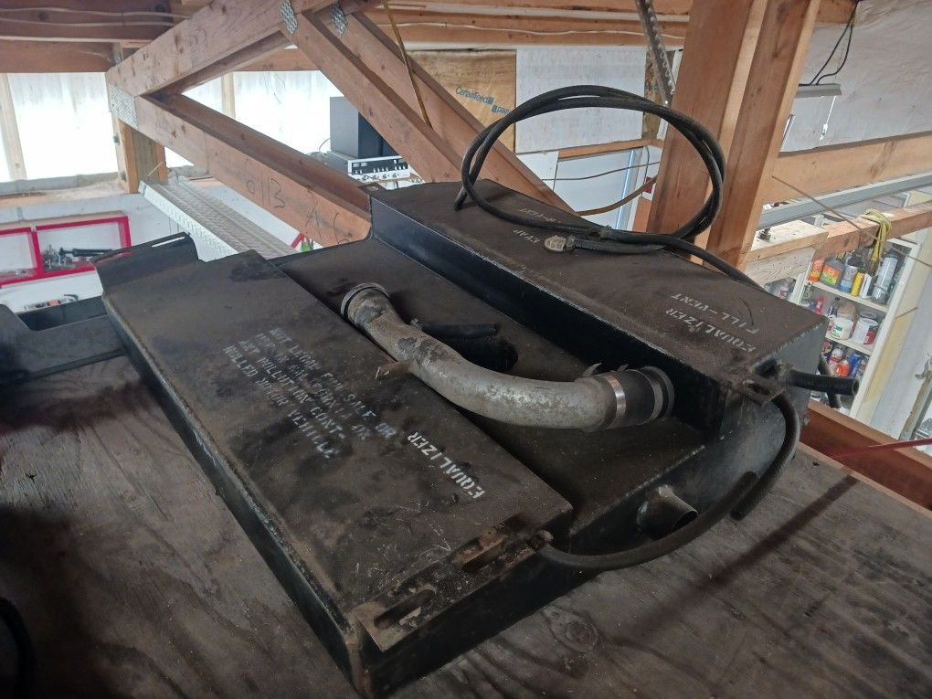 Toyota Aux Fuel Tank