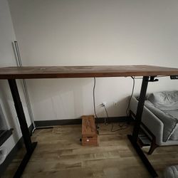 Height Adjustable  Standing Desk