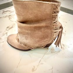 Naughty Monkey Suede Fringe Ankle Boots Tan Size 6