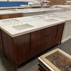 72” Brown Solid Wood Bathroom Vanity with Quartz Top (V56)