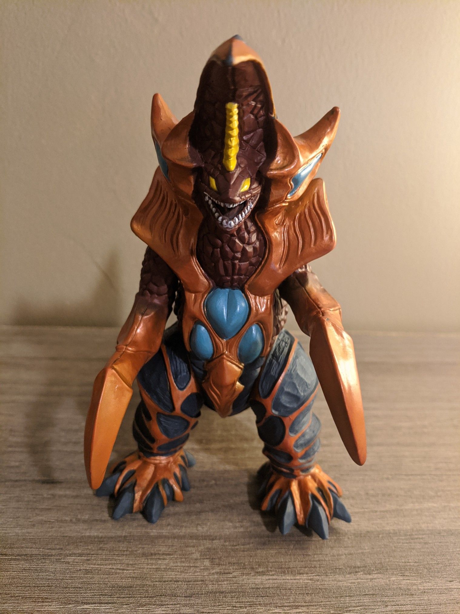VINTAGE 1999 Bandai SUPER COV Ultraman Series KAIJU