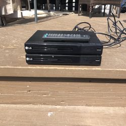 2 DVD Players 