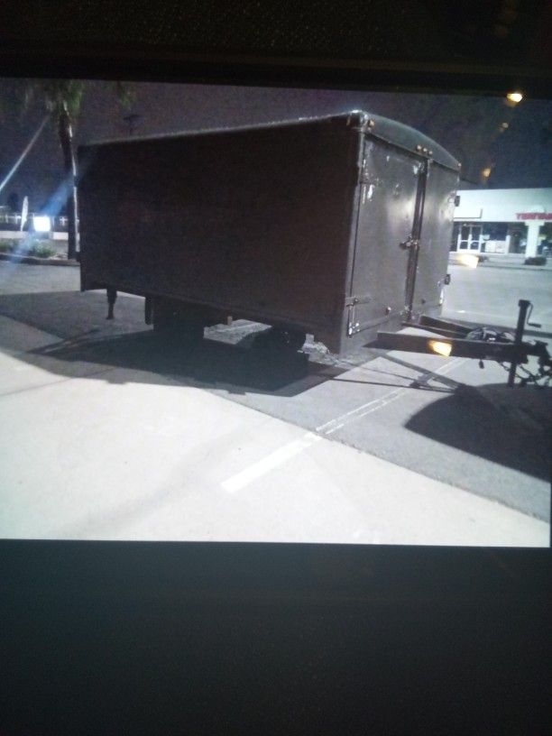 10 Ft Enclosed Trailer