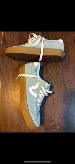 Young Boy, Vans new size 5/5 woman 7 Really nice 💙💜
